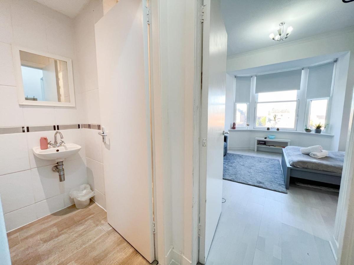 1Bd Glasgow Apartment Exteriör bild